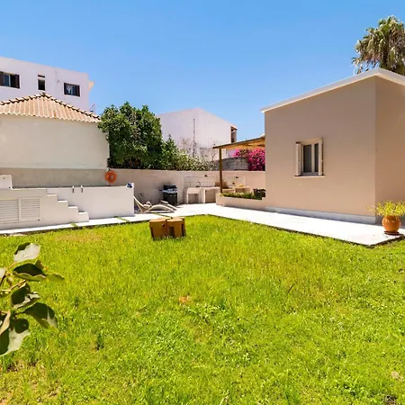 Apartment Lefka *
